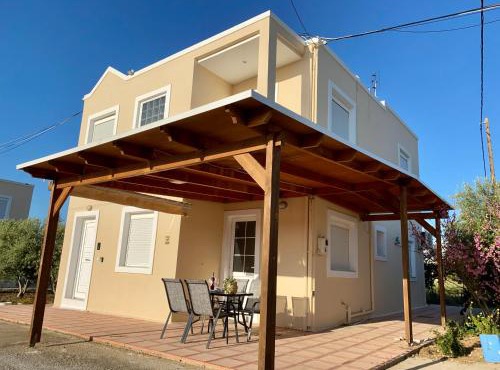 Peaceful Apartment in Nature, with Yard - El Greco Apartments No 3