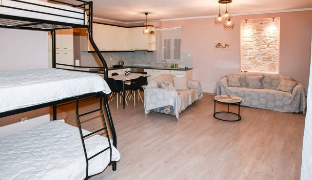 Peaceful Getaway in the Heart of Mitilinii Samos