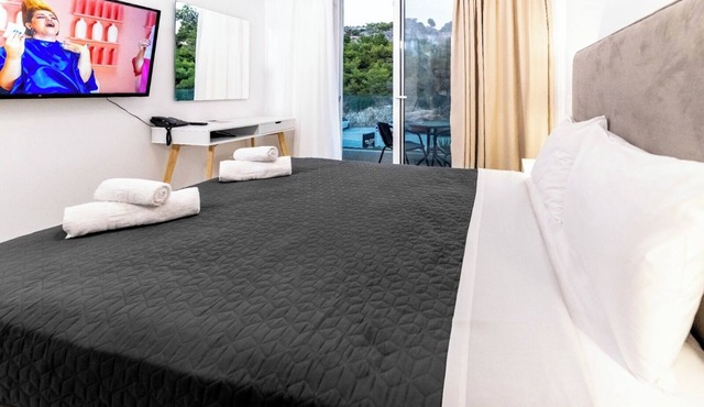 Pefkos Breeze Family Resort & Spa