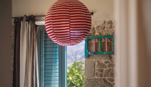 Pera Chorio - Dion: Artist's stone house with countryside views in Agios Georgios