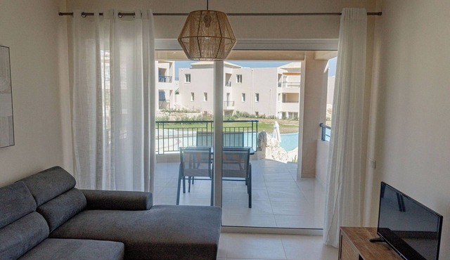 Phaedrus Living: Seaside Thalassa Cretan D101 in Platanias