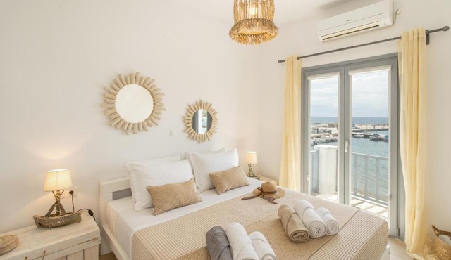Playa Studios Paros