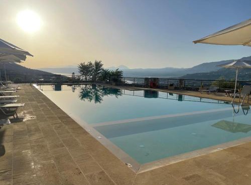 Plum Tree apartment with panoramic views in Georgioupolis