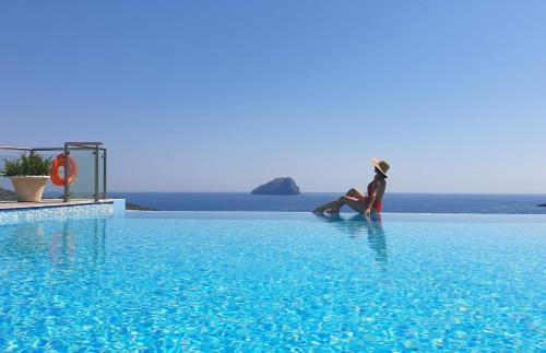 Porto Delfino Retreat in Kapsali