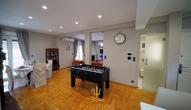 Poseidon Executive Suite in the heart of Athens Riviera. Edem beach and marina. in Paleo Faliro