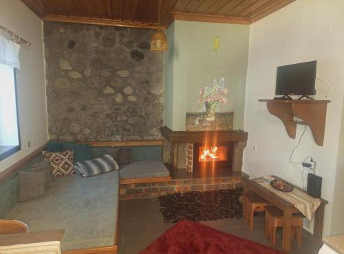 Potamolithos Suites 2 in Konitsa