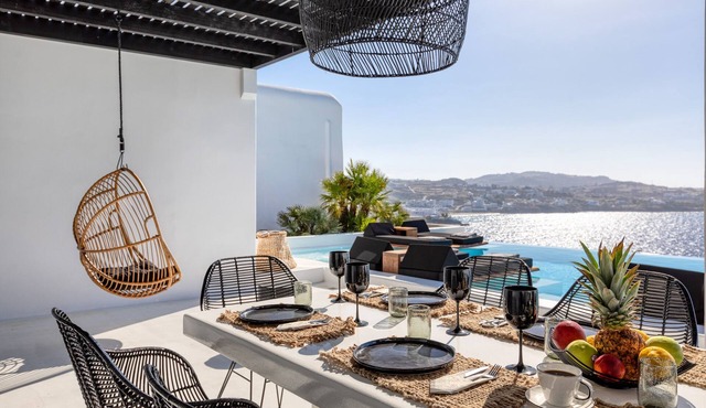 Psarou Black Villa II