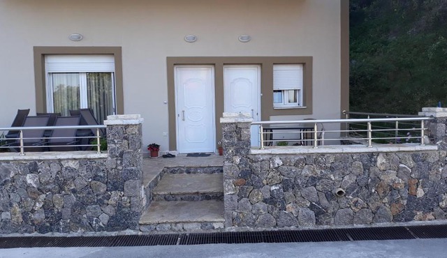 Pyrgi Studio in Ipsos