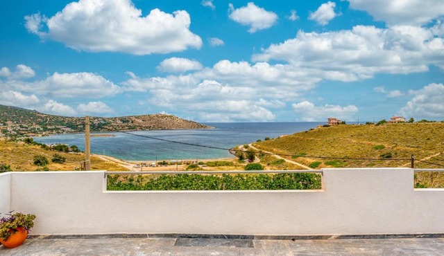 R&M Ocean View in Dhaskalión