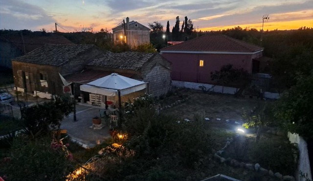 Retire Alefkimmon in Corfu