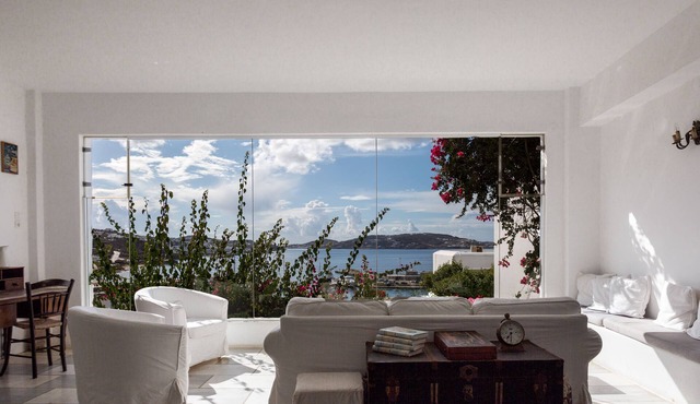 Rhenia Mykonos Hotel & Bungalows