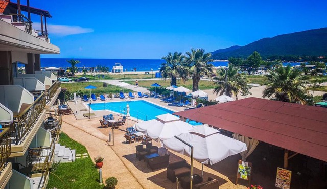 Rihios Hotel in Stavros