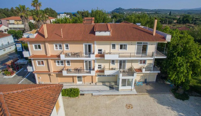 Rooms Nancy in Kalamata
