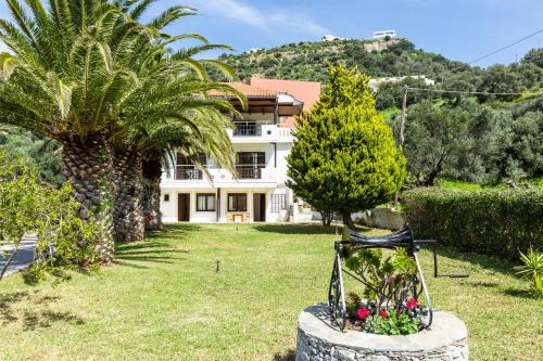 Santa Maria Studios & Apartments in Plakias