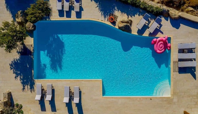 Sea-View 2BR Villa Gated Commun & Sunset Terrace