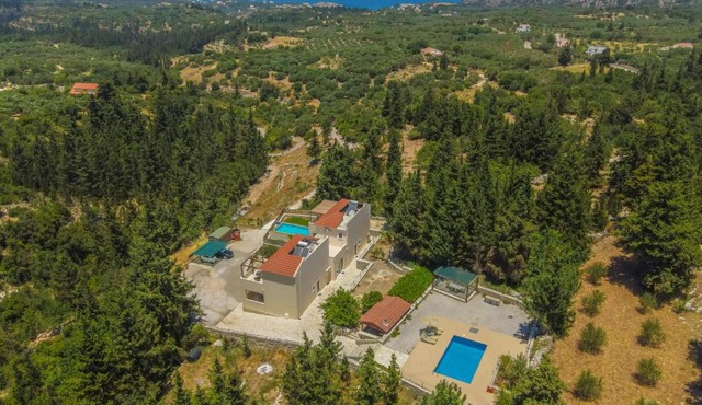 Sea View Three Bedroom Villa Giorgios in Gavalokhórion