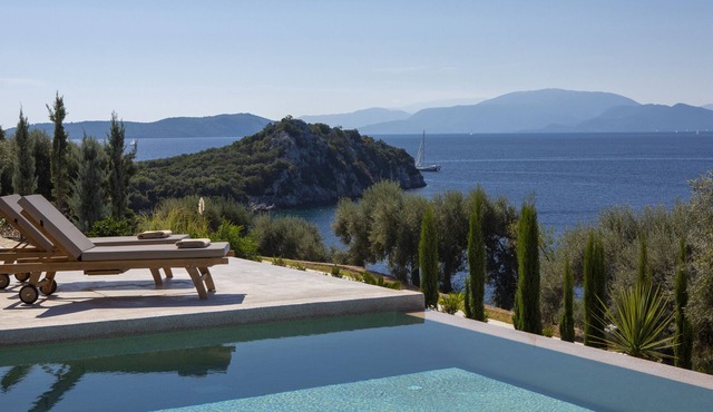 Sea View Villa Selina with private sea access and infinity pool in Sivota Lefkada