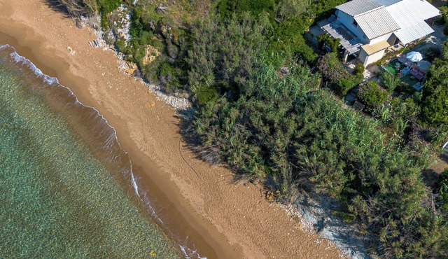 SEAFRONT Duplex Apartment with Attic "MYRTO"—for up to 5 Guests in Korfu
