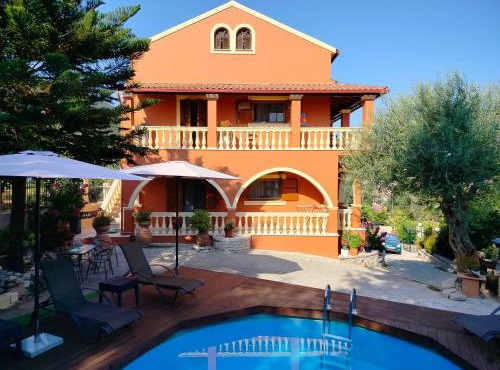 Seaside Pool Villa in Mesongi