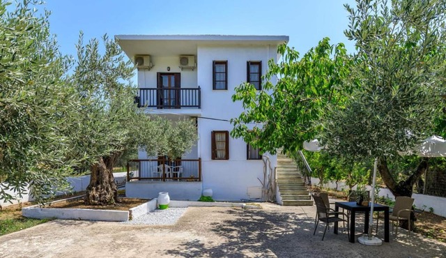 Skopelos Evergreen Apartments Superior in Stafylos
