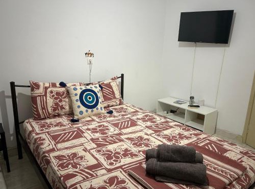 SMALL AND COMFORTABLE APARTMENT VATHI SAMOS in Vathý