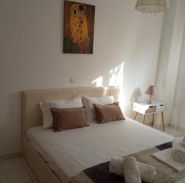 Snuggery Elegant Apartment in Agios Nikolaos