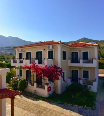 So Nice Hotel in Marathokampos