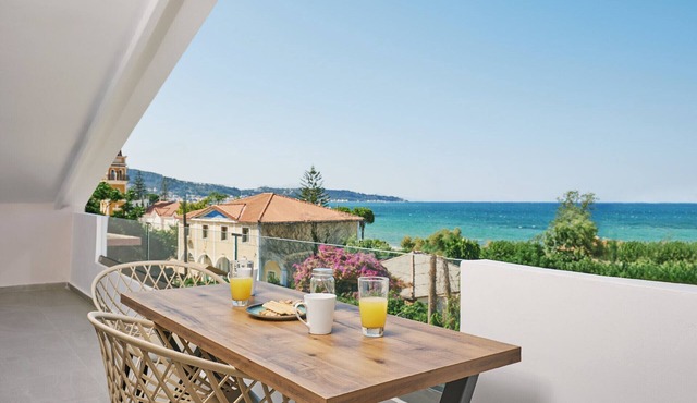 Sofita - Beachfront 2BR Apartment with Sea View, by TK Premium Stays in Argasi
