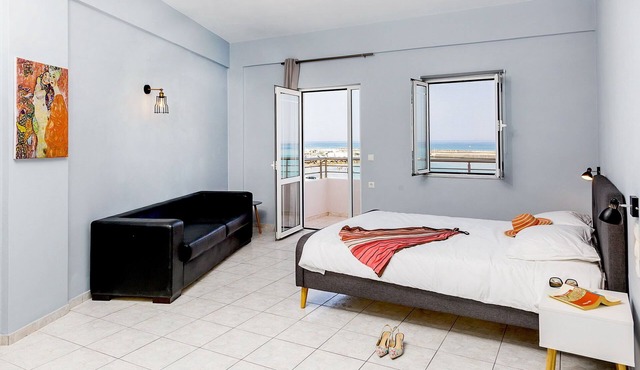 Sole Mare Seaside Apts- Seaview studio (1) in Kato Gouves
