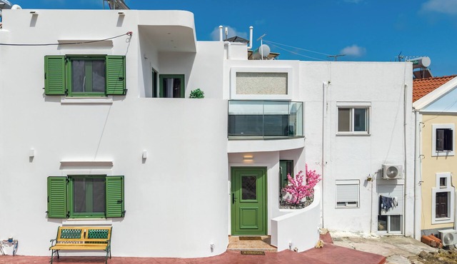 Soothing 2-bedroom house with AC in peaceful Rodos