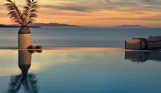 Spacious 5-bedroom Sunset villa with Hot-tub by Calypso Sunset Villas
