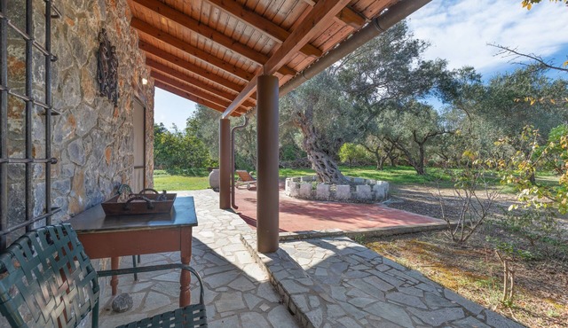 Stone house among trees with private garden, terrace & Wi-Fi in Chania