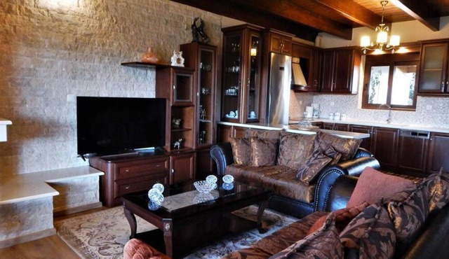 Stone Villa Maria in Fthiotida in Kamena Vourla