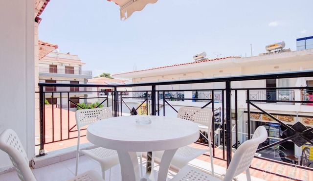 Studio 1C in Hanioti close to beach and shops in Chaniotis