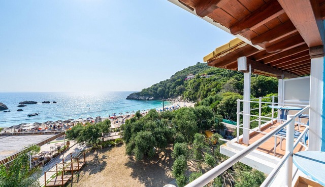 Studio Apartment 'Alex Bar Apartment 10' with Sea View, Wi-Fi and Air Conditioning in Parga