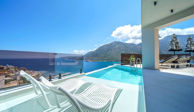 Sun Bliss Villa, wrapped in blue, Villa in Rethymno