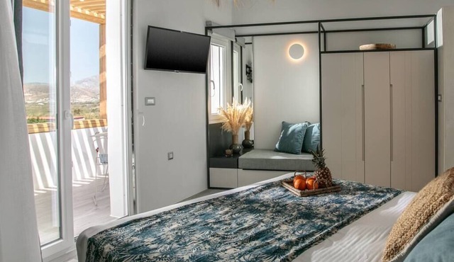 Sunday Luxury Suites - Honeymoon - Ag. Anna Beach