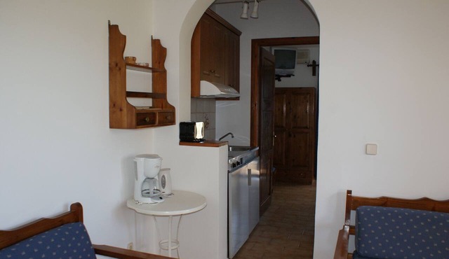 Sunny Suites in Platanias