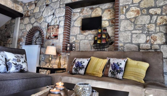Sunstone Villas in Psakoudia