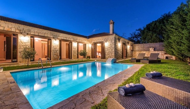 Super Zakynthos Villa | Kivelo Villa | 3 Bedrooms | Private Pool in Zakynthos