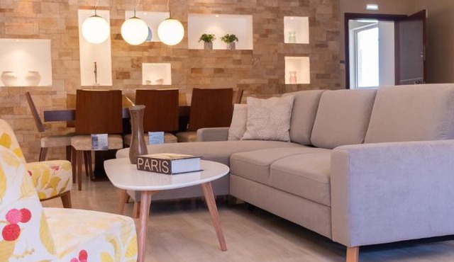 T122 residence