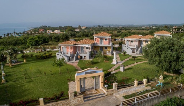Ta Spitakia Tsarbopoulos in Kalamata