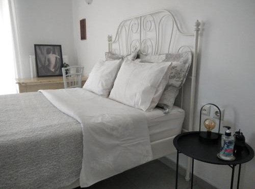 The Beekeeper's Apartment in Kymi