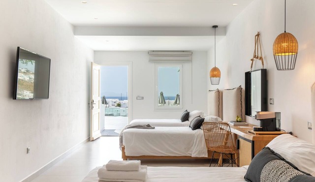 The George Hotel in Mykonos