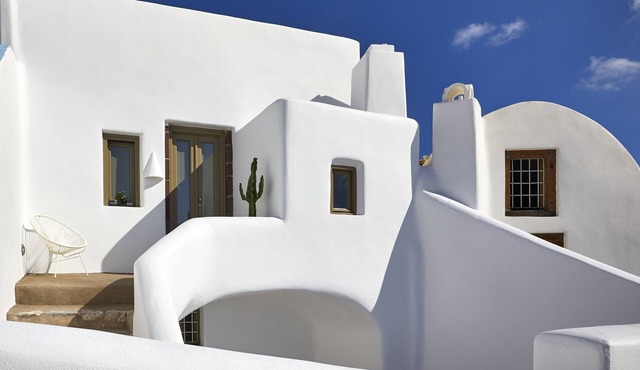 The Small Architect's House in Santorini