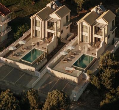 Tomas Villas in Paleros