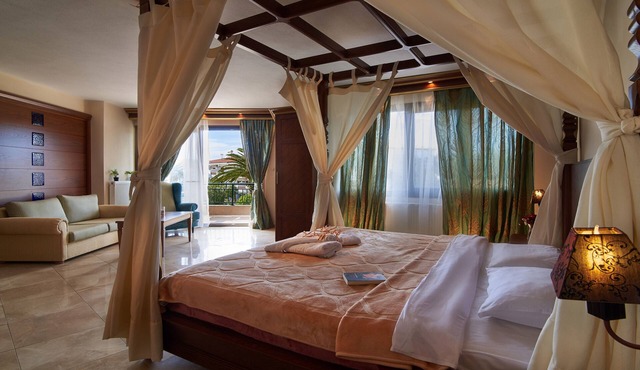 Toroni Blue Sea Hotel & Spa in Sithonia