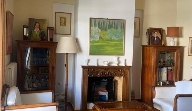 Traditional And Spacious Apartment In Neo Psychiko in Athens