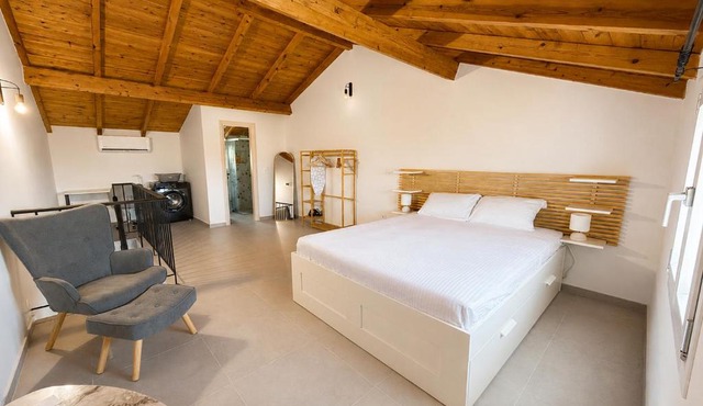 Treehouse Suite and Apartment in Sidari