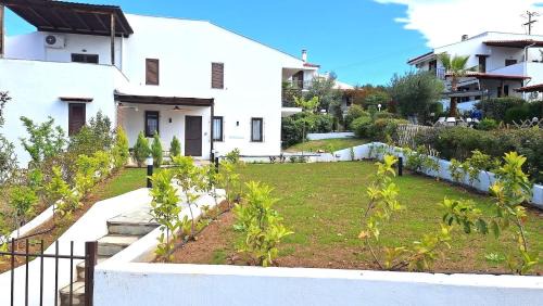 Trikorfo Seacret in Yerakiní